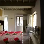 Vicky Apartment